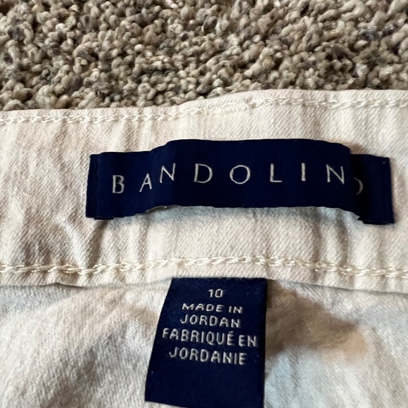 Bandolino Cream Textured Denim Capri - Picture 3 of 4